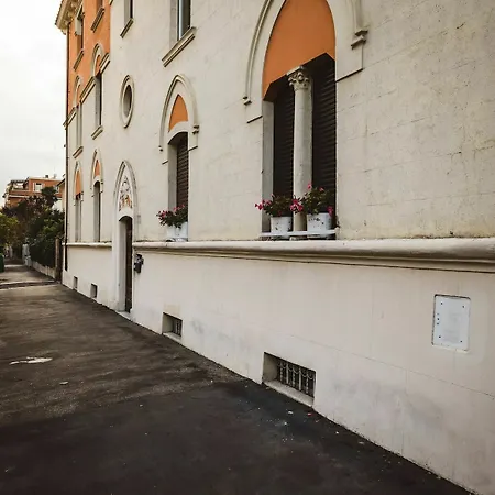 Hotel Angelinaroooms *